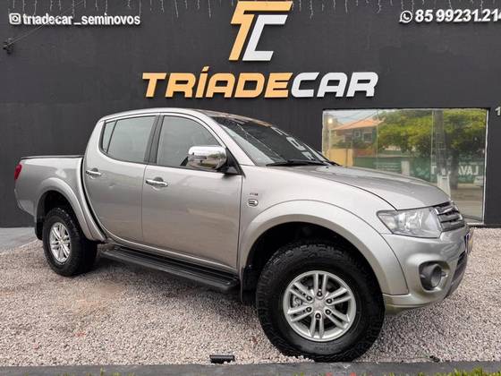 MITSUBISHI L200 TRITON 3.2 HPE 4X4 CD 16V TURBO INTERCOOLER DIESEL 4P AUTOMÁTICO